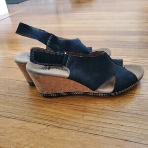 Clarks Black Wedge Peep Toe Sandals 9.5